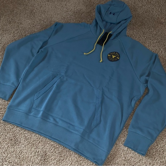 Men’s Project Rock Terry Heavyweight Hoodie - Picture 4 of 7